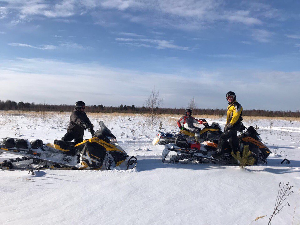 Езда на снегоходах