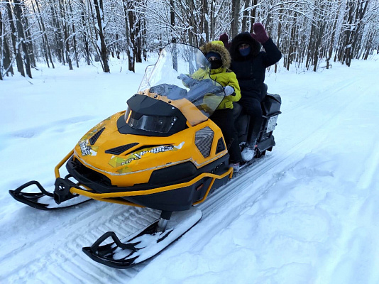 Катание на снегоходах в Иркутске в подарок. Сервис Ultra Подарки
. Подарочный сертификат на катание на снегоходах в Иркутске с друзьями. Закажите прокат снегоходов в подарок для мужчины по привлекательным ценам. Живописные маршруты для езды на снегоходах это отличная возможность активного отдыха. Сервис UltraPodarki.ru 8 800 505 95 30. катание на снегоходах, подарочный сертификат на катание на снегоходе, прокат снегоходов, прокат снегоходов Иркутск, катание на снегоходах Иркутск, езда на снегоходе