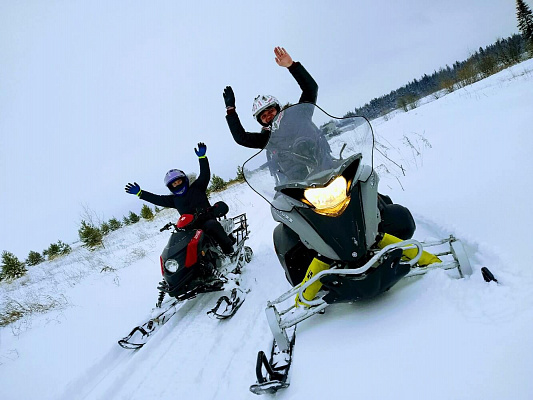 Катание на снегоходах в Иркутске в подарок. Сервис Ultra Подарки
. Подарочный сертификат на катание на снегоходах в Иркутске с друзьями. Закажите прокат снегоходов в подарок для мужчины по привлекательным ценам. Живописные маршруты для езды на снегоходах это отличная возможность активного отдыха. Сервис UltraPodarki.ru 8 800 505 95 30. катание на снегоходах, подарочный сертификат на катание на снегоходе, прокат снегоходов, прокат снегоходов Иркутск, катание на снегоходах Иркутск, езда на снегоходе