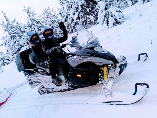 Катание на снегоходах в Иркутске в подарок. Сервис Ultra Подарки
. Подарочный сертификат на катание на снегоходах в Иркутске с друзьями. Закажите прокат снегоходов в подарок для мужчины по привлекательным ценам. Живописные маршруты для езды на снегоходах это отличная возможность активного отдыха. Сервис UltraPodarki.ru 8 800 505 95 30. катание на снегоходах, подарочный сертификат на катание на снегоходе, прокат снегоходов, прокат снегоходов Иркутск, катание на снегоходах Иркутск, езда на снегоходе