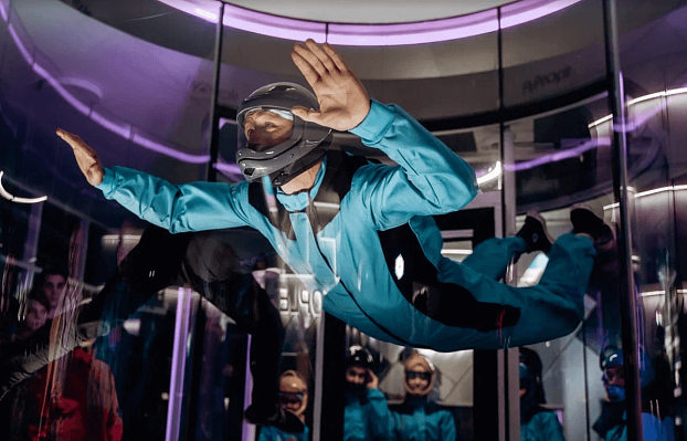 Полёт в аэротрубе  в Иркутске. Ultra Подарки. Полёт в аэротрубе  в Иркутске. Попробуйте полёт в аэротрубе . Сервис: UltraPodarki.ru 8 800 505 95 30. Полёт в аэротрубе , аэротруба Иркутск, полёт Иркутск