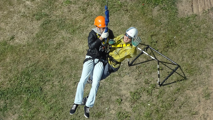 Роупджампинг - прыжки с верёвкой в Иркутске. Подарочные сертификаты Ultra Подарки. Роупджампинг в Иркутске - Экстремальный оригинальный подарок или подарочный сертификат на Роупджампинг - прыжки с верёвкой. Сервис UltraPodarki.ru 8-800-505-95-30. роупджампинг Иркутск, прыжок веревка Иркутск, роупджампинг, прыжок веревка, прыжок с веревкой, Подарок, подарочный сертификат, экстрим, экстремальный подарок