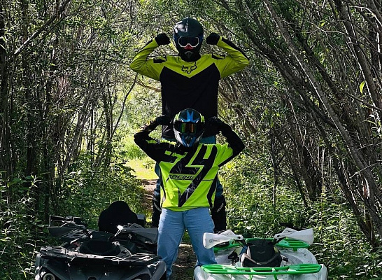 Прокат квадроциклов летом в Иркутске. Сервис Ultra Подарки. Подарочный сертификат на прокат квадроциклов летом и зимой в Иркутске. Закажите катание на квадроциклах недорого и наслаждайтесь активным отдыхом с друзьями. Выбирайте живописные маршруты для езды на квадроциклах. Сервис UltraPodarki.ru 8800-505-9530. Катание на квадроциклах, Прокат квадроциклов, езда на квадроцикле, прокат квадроциклов Иркутск, катание на квадроциклах Иркутск, Катание на квадроциклах зимой, Катание на квадроциклах летом, Сертификат на катание на квадроциклах 

