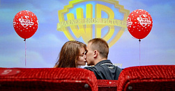 Романтическое свидание в кинотеатре