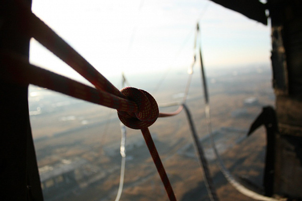 Роупджампинг - прыжки с верёвкой в Иркутске. Подарочные сертификаты Ultra Подарки. Роупджампинг в Иркутске - Экстремальный оригинальный подарок или подарочный сертификат на Роупджампинг - прыжки с верёвкой. Сервис UltraPodarki.ru 8-800-505-95-30. роупджампинг Иркутск, прыжок веревка Иркутск, роупджампинг, прыжок веревка, прыжок с веревкой, Подарок, подарочный сертификат, экстрим, экстремальный подарок