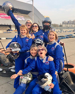 Картинг в Иркутске. ULTRA ПОДАРКИ. Купить картинг в Иркутске. Попробуйте участие в настоящей гонке и получите порцию незабываемых эмоций. Гонки на картах - это приятно и доступно. Сервис UltraPodarki.ru 8 (800) 505 95-30. Картинг Иркутск, картинг, гонки на картах Иркутск, гонки на картах, езда на карте Иркутск, езда на карте, купить картинг Иркутск, купить картинг, картинг цена Иркутск, картинг цена, картинг клуб Иркутск, картинг клуб, картинг центр, картинг центр Иркутск